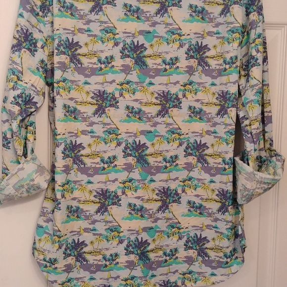 NWT Men's On the Road Medium Buttoned Print Shirt - Picture 4 of 4